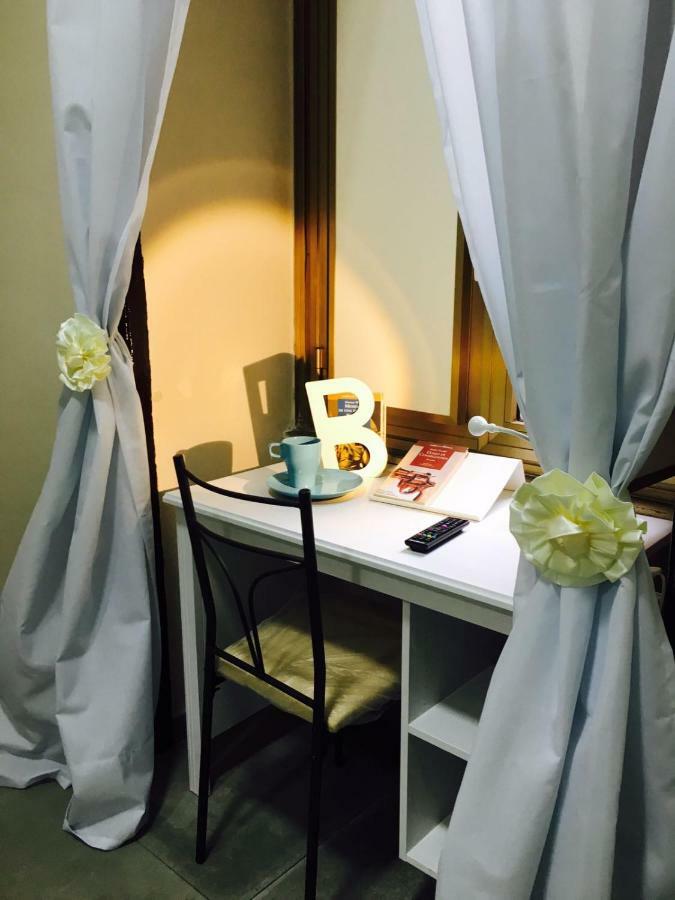 B&B Cara Napoli Nápoles Exterior foto