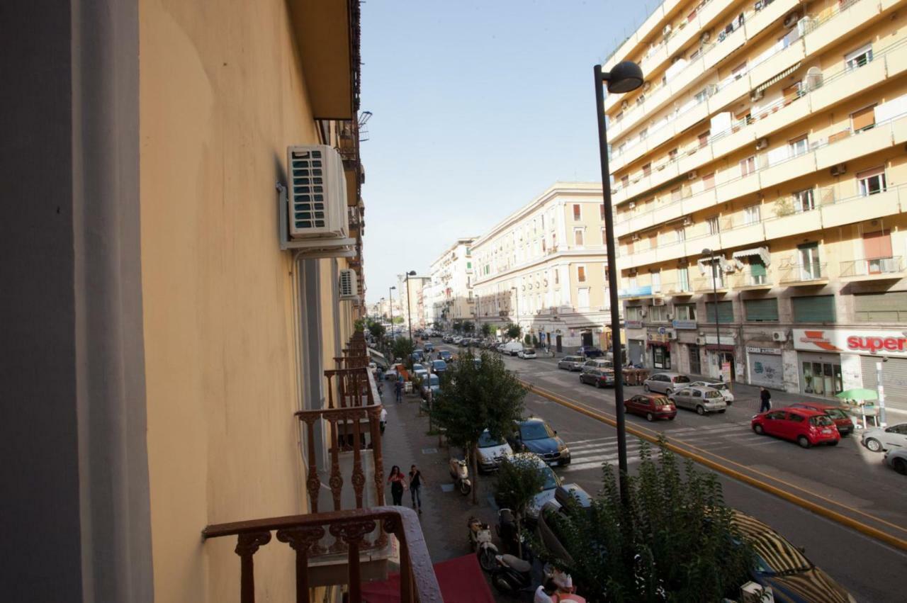 B&B Cara Napoli Nápoles Exterior foto